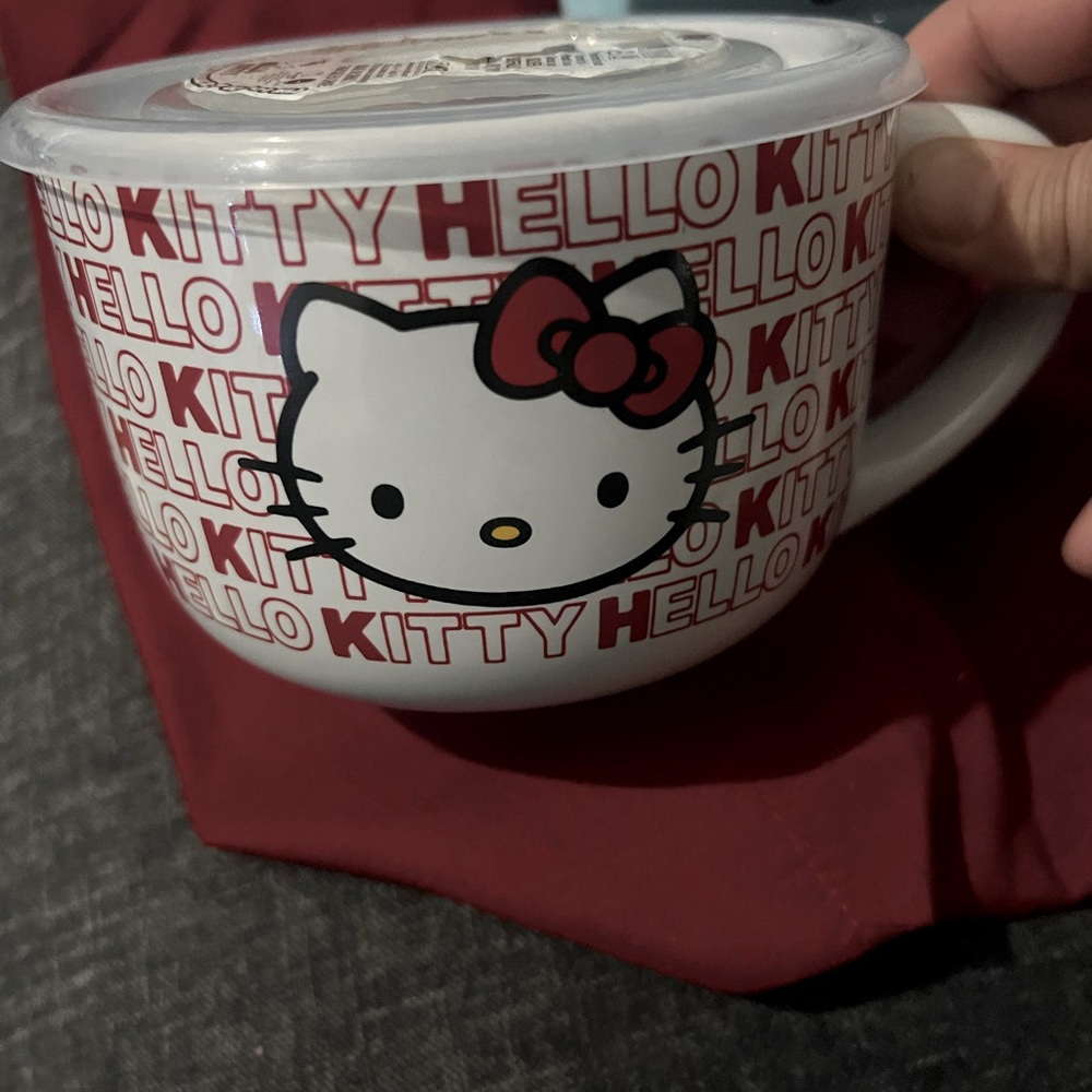 Hello kitty mugs